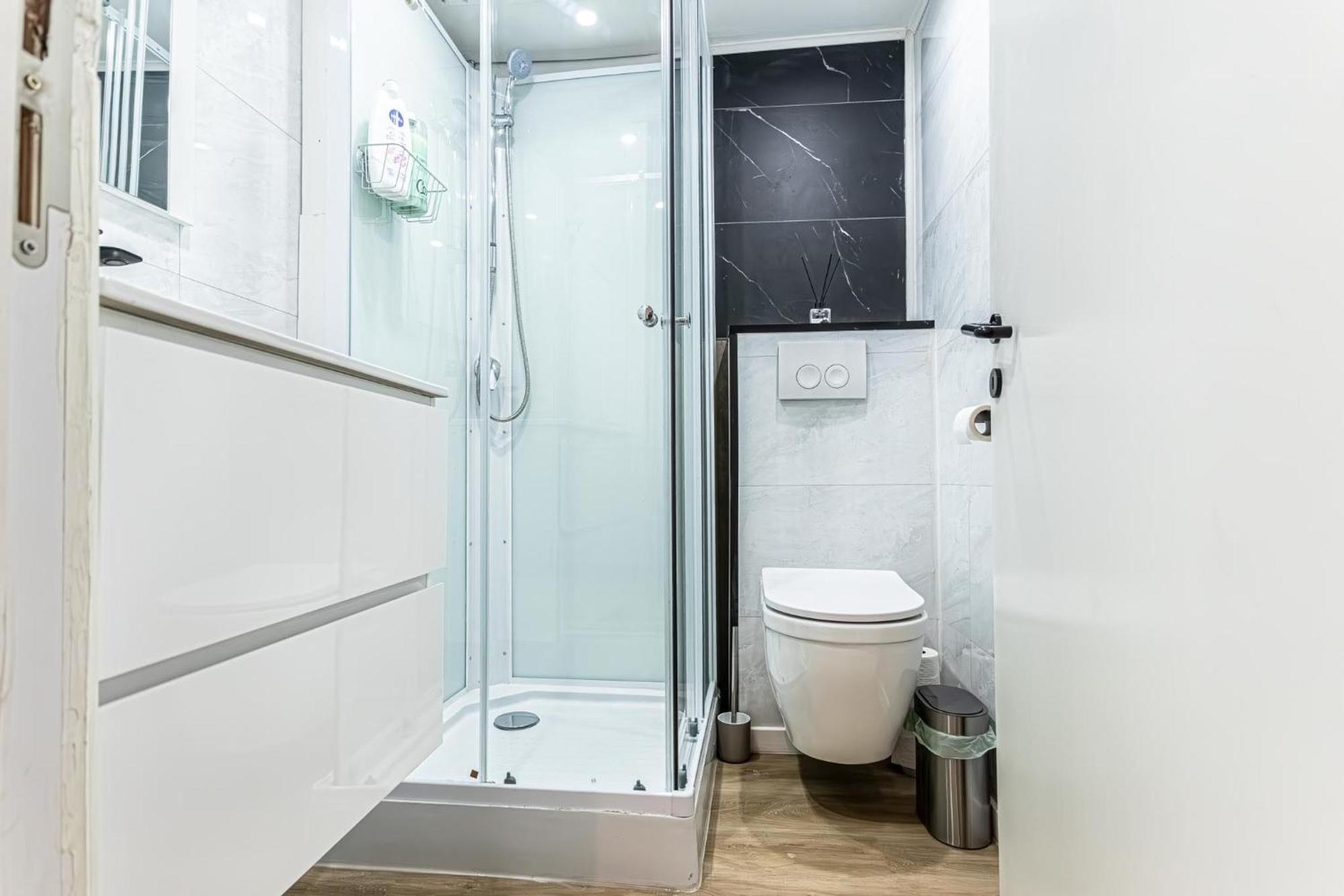 Spacious Shared 5Br Apt In The Heart Of Gent Экстерьер фото